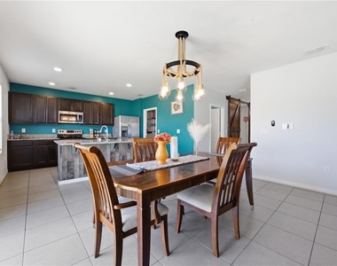 233 Ludisia Loop - Photo Thumbnail 13
