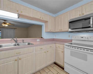 2407 Gun Flint Trail - Photo Thumbnail 5