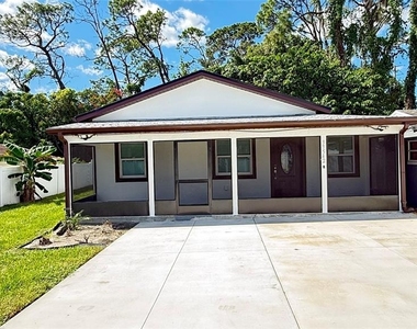 37542 Eiland Unit#b Boulevard - Photo Thumbnail 1