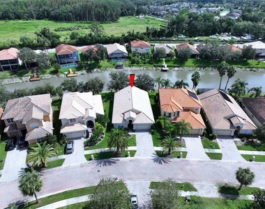 18023 Java Isle Drive - Photo Thumbnail 5