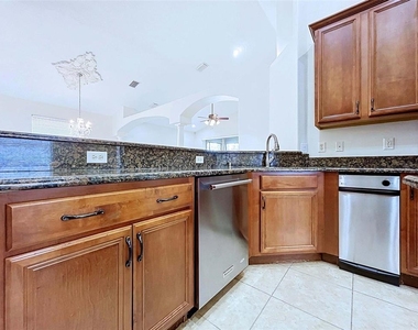 18023 Java Isle Drive - Photo Thumbnail 32