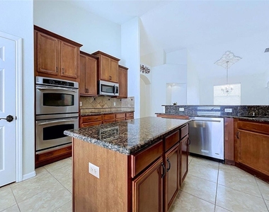 18023 Java Isle Drive - Photo Thumbnail 20
