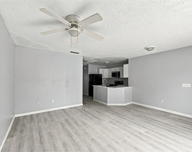 5201 S Macdill Avenue - Photo Thumbnail 3