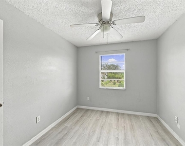 5201 S Macdill Avenue - Photo Thumbnail 12