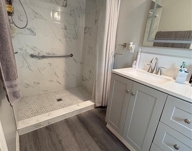 6511 Barcelona Boulevard - Photo Thumbnail 11