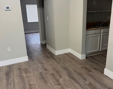 378 48th Avenue N - Photo Thumbnail 4