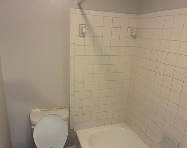 378 48th Avenue N - Photo Thumbnail 7