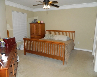18136 Villa Creek Drive - Photo Thumbnail 17