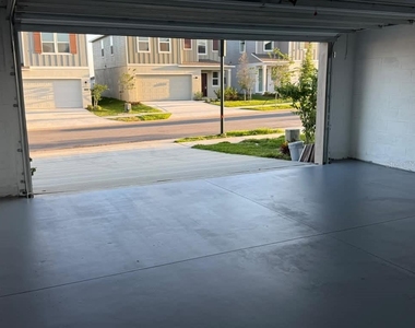 3367 Alexander Drive - Photo Thumbnail 35