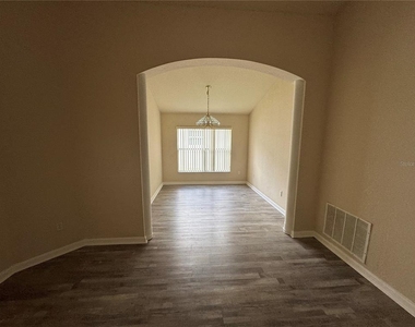 2958 Conner Lane - Photo Thumbnail 5