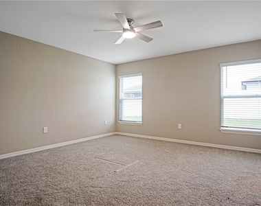 1831 Daystar Drive - Photo Thumbnail 11