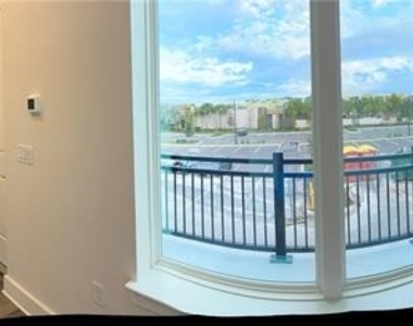 882 Tetbury Loop Ln - Photo Thumbnail 3