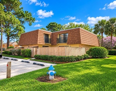 5269 Brook Court - Photo Thumbnail 2