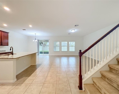 14259 Lake Preserve Boulevard - Photo Thumbnail 12