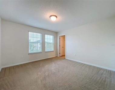 14259 Lake Preserve Boulevard - Photo Thumbnail 46