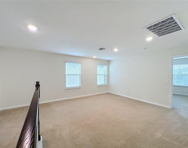 14259 Lake Preserve Boulevard - Photo Thumbnail 23