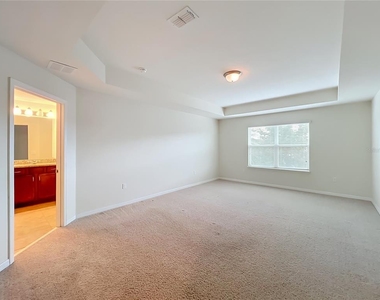 14259 Lake Preserve Boulevard - Photo Thumbnail 31