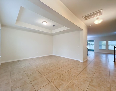 14259 Lake Preserve Boulevard - Photo Thumbnail 4
