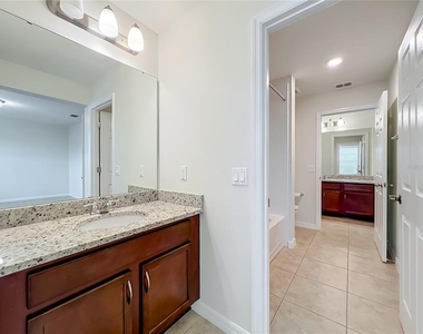 14259 Lake Preserve Boulevard - Photo Thumbnail 49