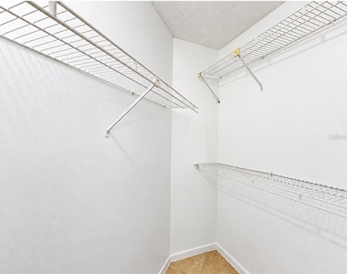 3885 Atrium Drive - Photo Thumbnail 7