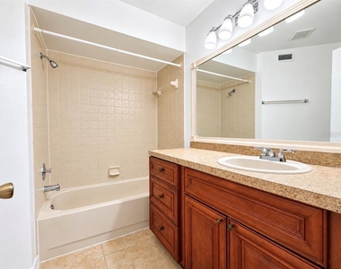 3885 Atrium Drive - Photo Thumbnail 8