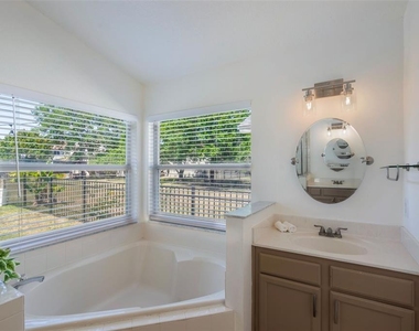 9838 Pecky Cypress Way - Photo Thumbnail 23