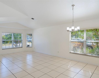 9838 Pecky Cypress Way - Photo Thumbnail 14