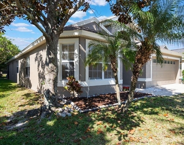 9838 Pecky Cypress Way - Photo Thumbnail 2