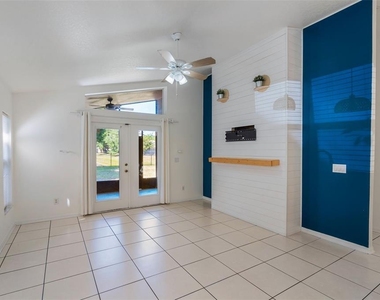 9838 Pecky Cypress Way - Photo Thumbnail 11