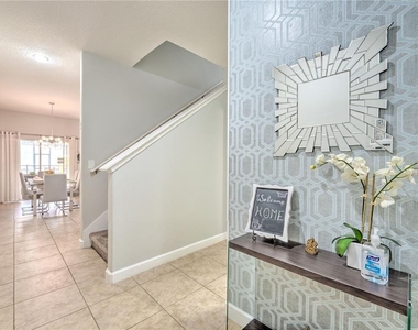 8961 Bismarck Palm Rd - Photo Thumbnail 19