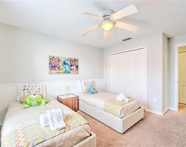 8961 Bismarck Palm Rd - Photo Thumbnail 17