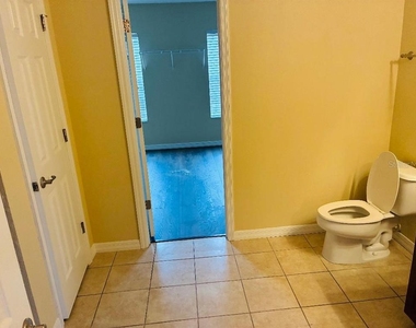2216 Ontario Way - Photo Thumbnail 12