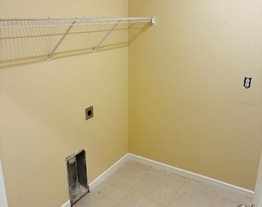 3841 Indian River Court - Photo Thumbnail 13