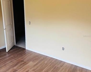 3841 Indian River Court - Photo Thumbnail 10