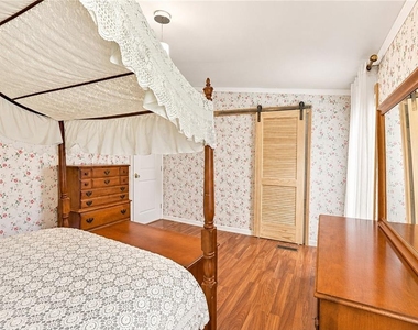 1 Poinsettia Drive - Photo Thumbnail 21