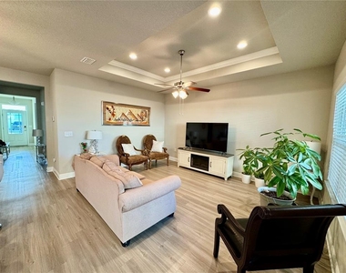 223 Moonraker Circle - Photo Thumbnail 4