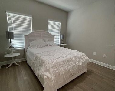 223 Moonraker Circle - Photo Thumbnail 20