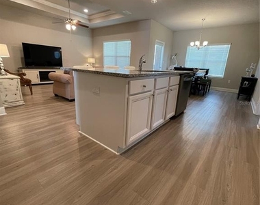 223 Moonraker Circle - Photo Thumbnail 9