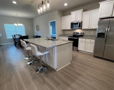 223 Moonraker Circle - Photo Thumbnail 8