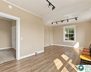 4120 Easton Avenue - Photo Thumbnail 12