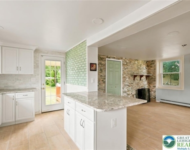 3276 Easton Avenue - Photo Thumbnail 25