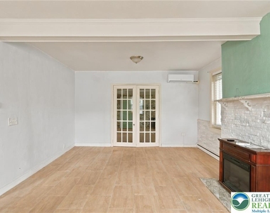 3276 Easton Avenue - Photo Thumbnail 14