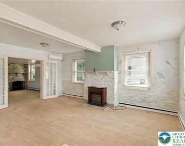3276 Easton Avenue - Photo Thumbnail 8