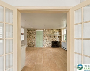 3276 Easton Avenue - Photo Thumbnail 15