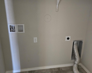 476 Spc Isaac Trujillo Drive - Photo Thumbnail 11
