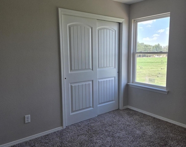 476 Spc Isaac Trujillo Drive - Photo Thumbnail 9