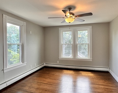 28 Summit Street - Photo Thumbnail 14