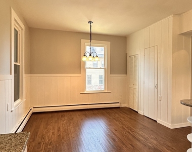 28 Summit Street - Photo Thumbnail 6