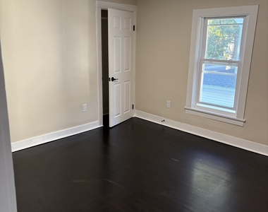 222 Wakelee Avenue - Photo Thumbnail 8
