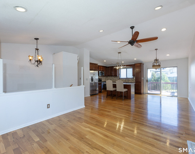 351 Bradley Street - Photo Thumbnail 3